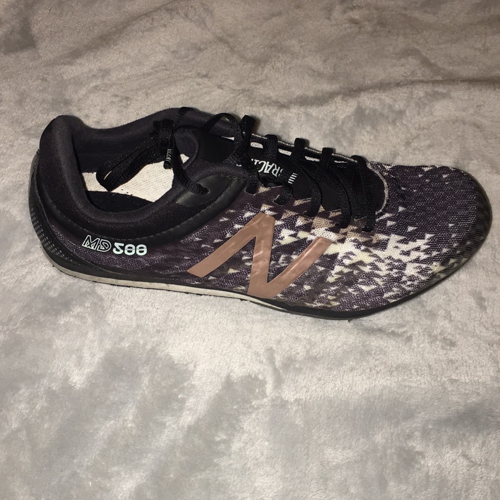 New Balance Md500 Racing Track Shoes. Rose Gold. Gem